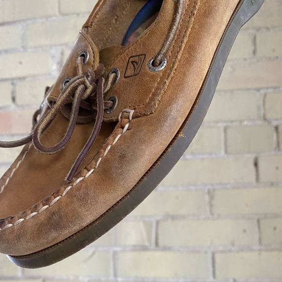 Tan Sperrys - Picture 3 of 7